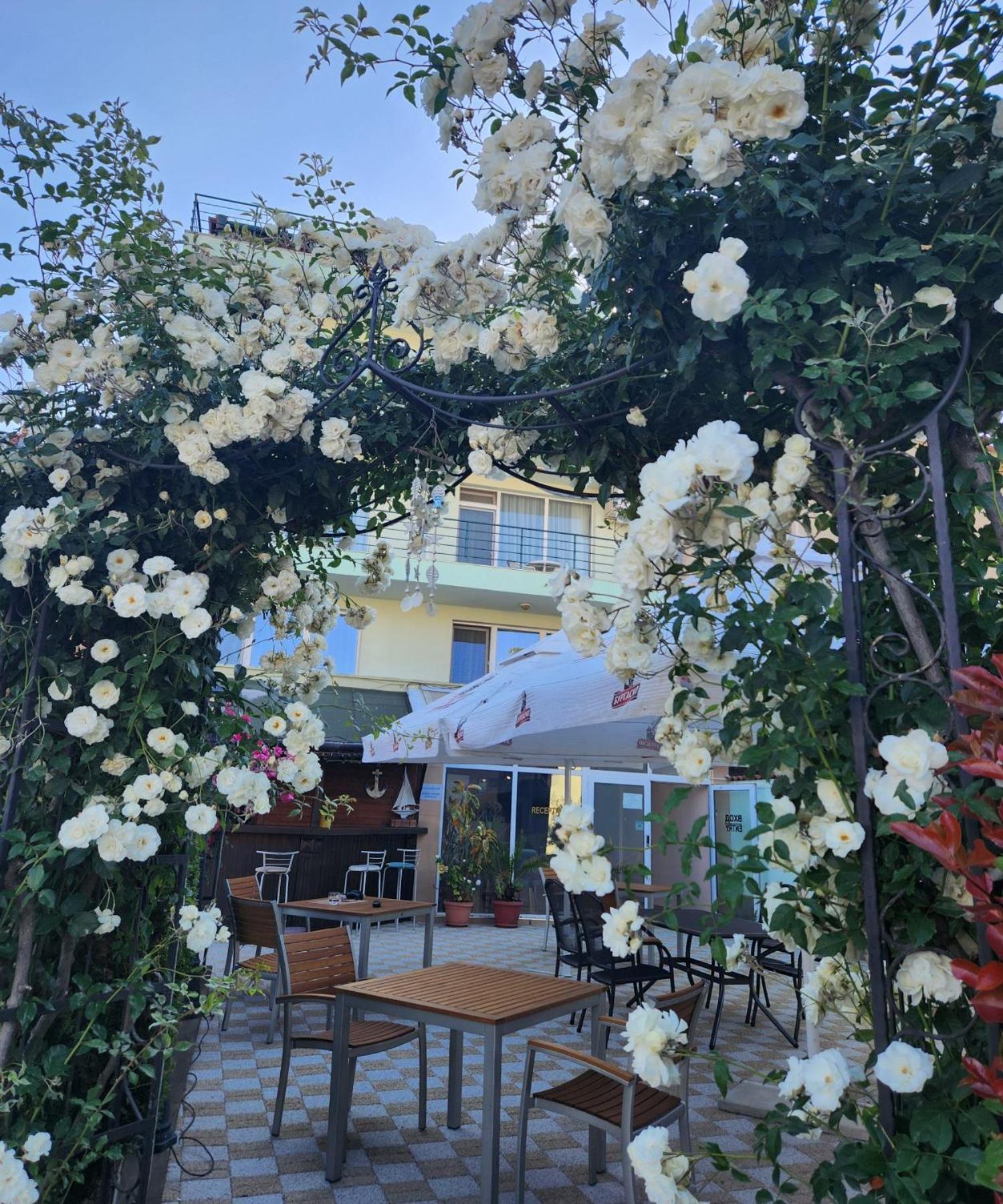 Mirana Family Hotel Burgas City Exterior foto